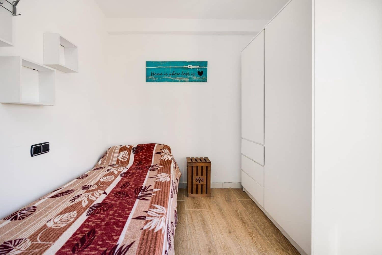 2 soverom Leilighet til salgs i La Veleta med garasje - € 149 900 (Ref: 9763471)