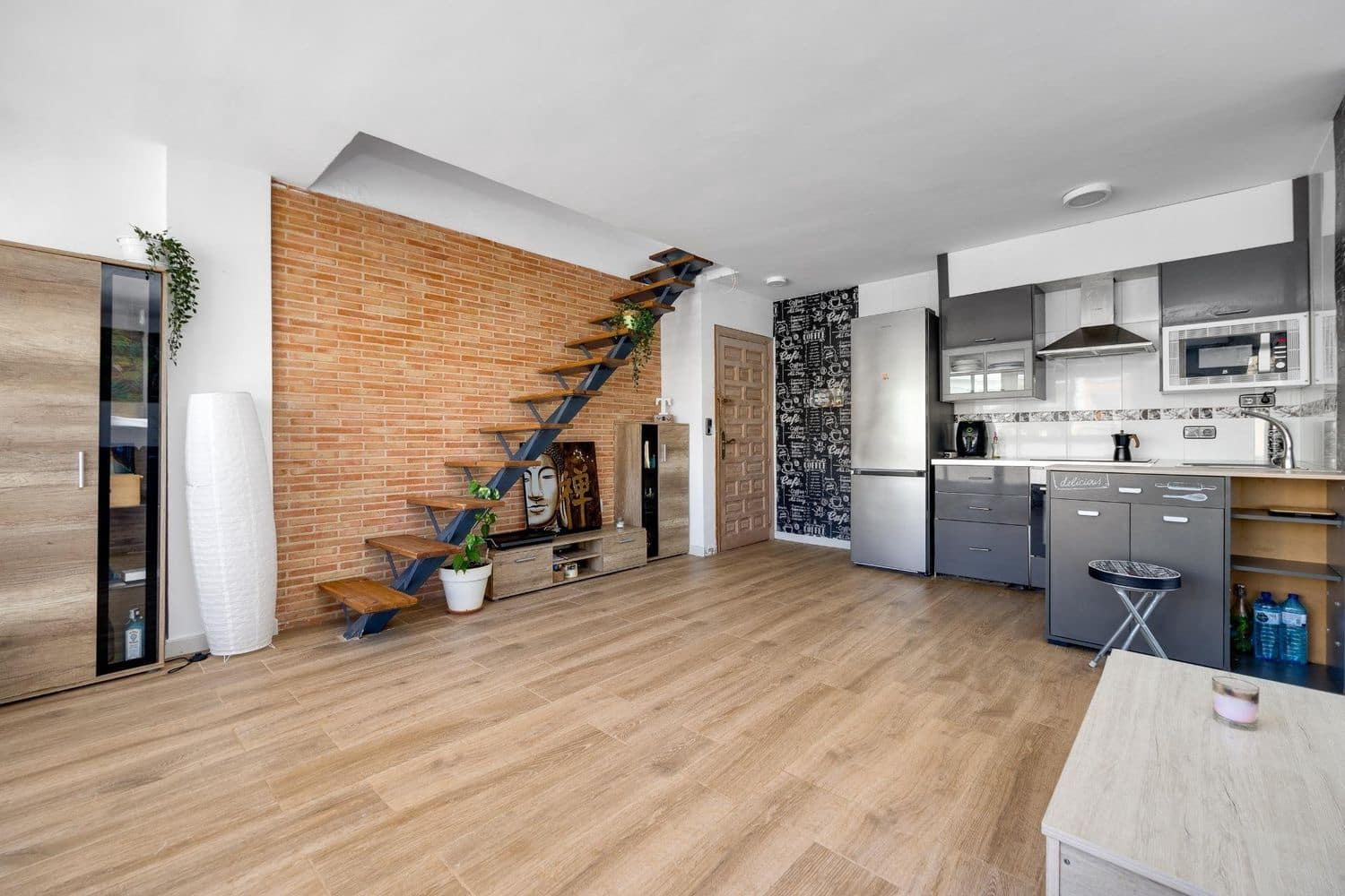 2 soverom Leilighet til salgs i La Veleta med garasje - € 149 900 (Ref: 9763471)