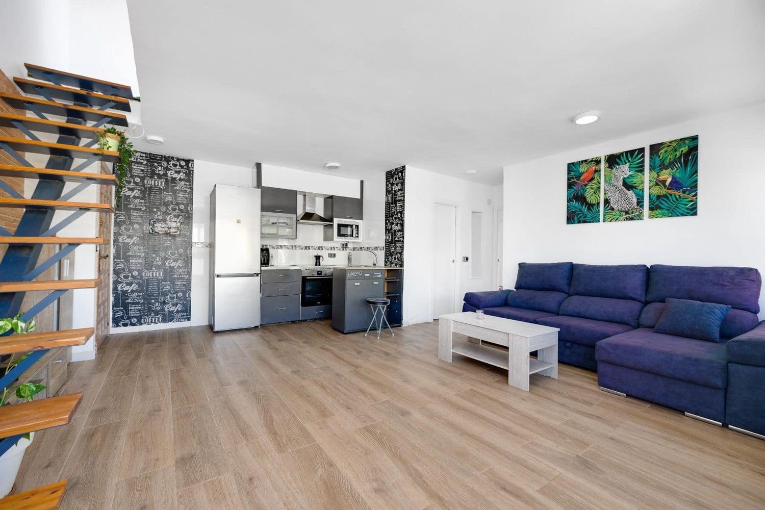 2 soverom Leilighet til salgs i La Veleta med garasje - € 149 900 (Ref: 9763471)