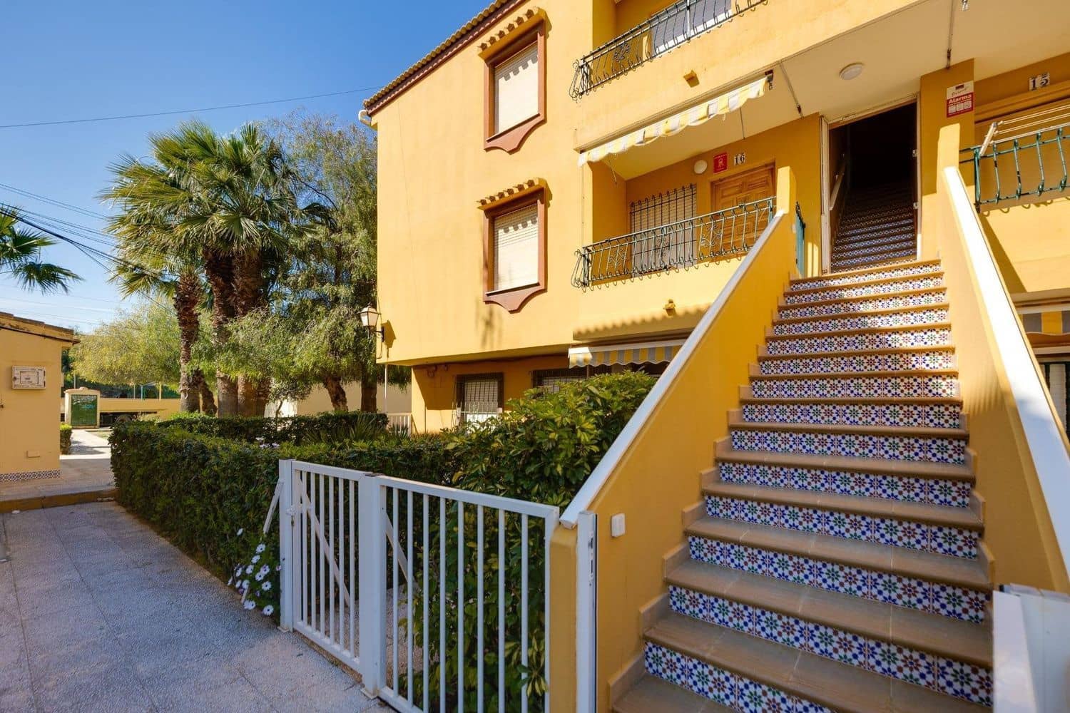 2 soverom Leilighet til salgs i La Veleta med garasje - € 149 900 (Ref: 9763471)