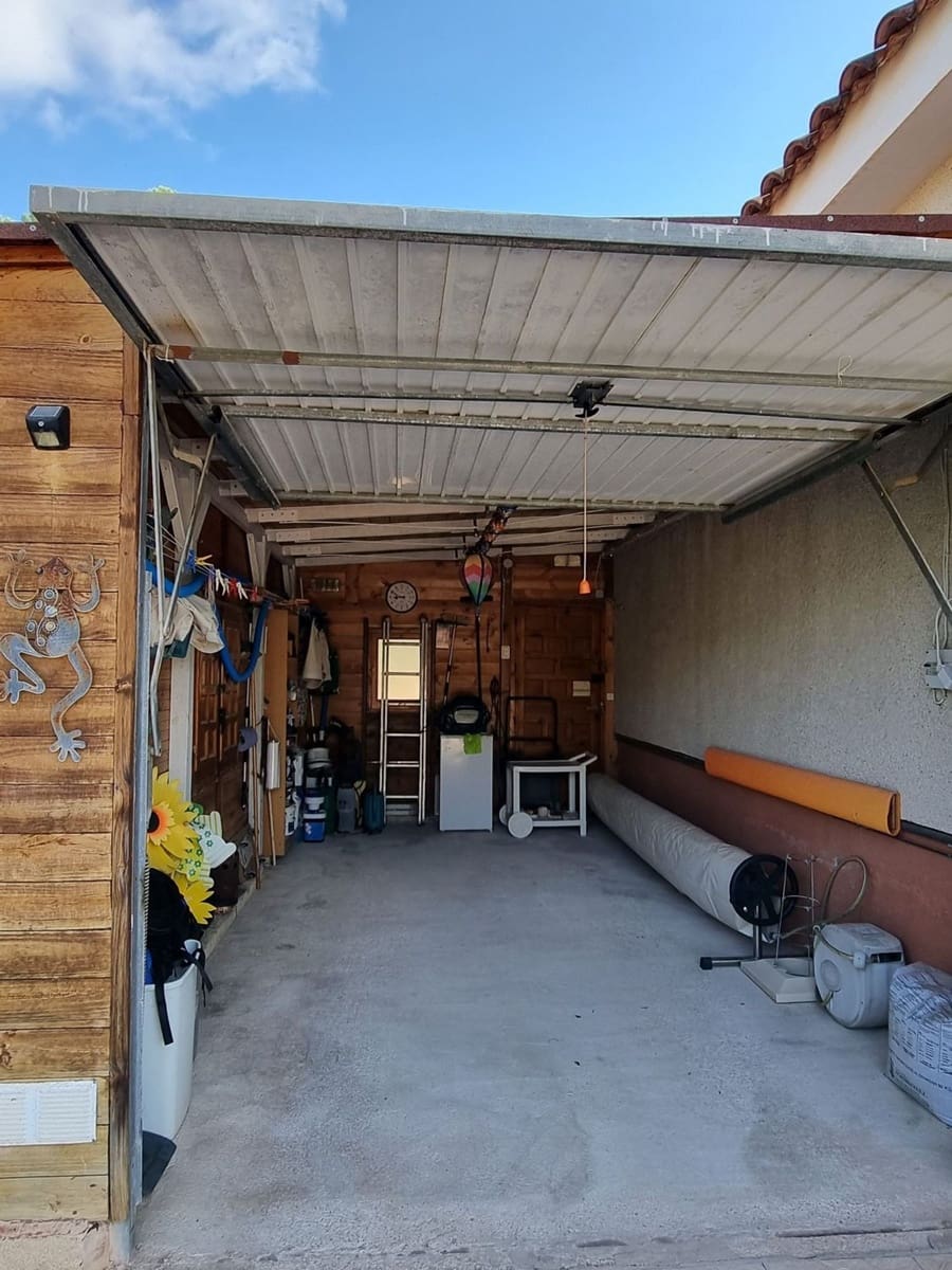 Chalet de 2 habitaciones en Tibi en venta con piscina garaje - 234.900 € (Ref: 9780017)