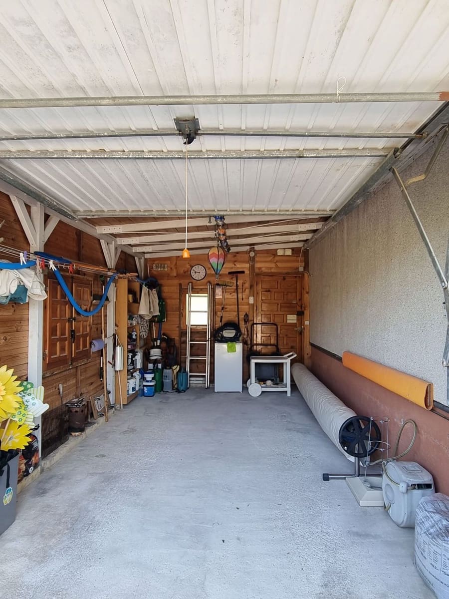 Chalet de 2 habitaciones en Tibi en venta con piscina garaje - 234.900 € (Ref: 9780017)