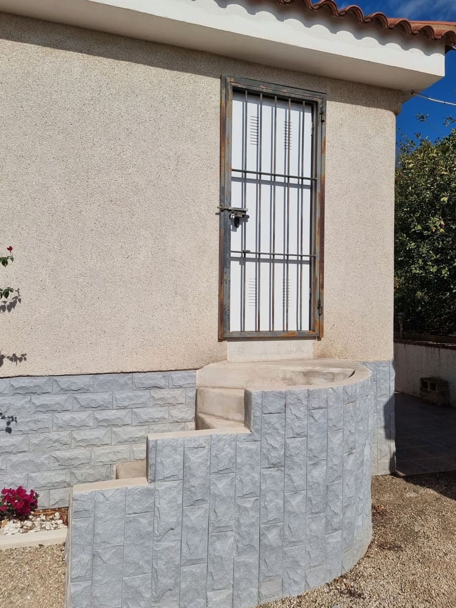 Chalet de 2 habitaciones en Tibi en venta con piscina garaje - 234.900 € (Ref: 9780017)