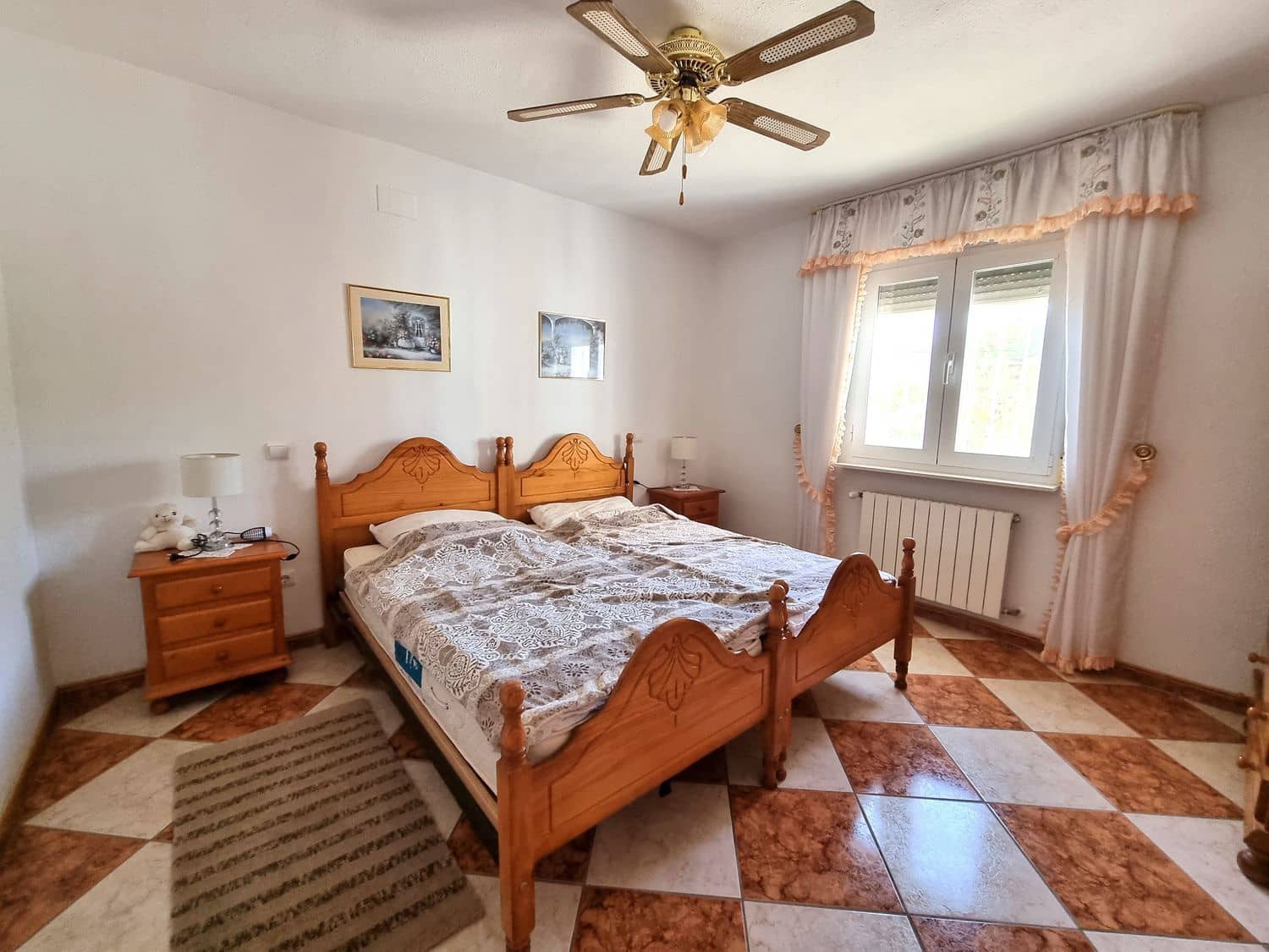 Chalet de 2 habitaciones en Tibi en venta con piscina garaje - 234.900 € (Ref: 9780017)