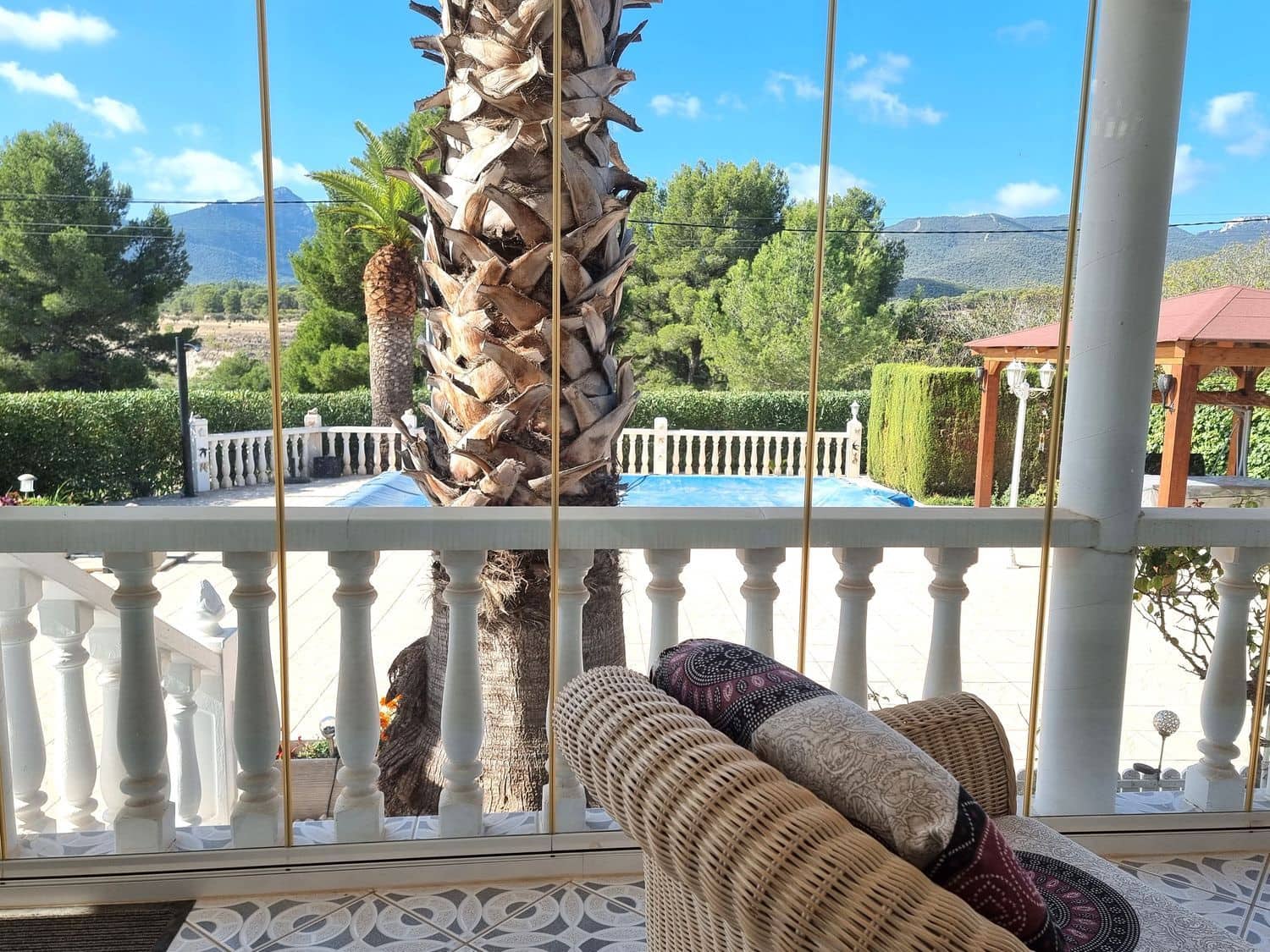 Chalet de 2 habitaciones en Tibi en venta con piscina garaje - 234.900 € (Ref: 9780017)