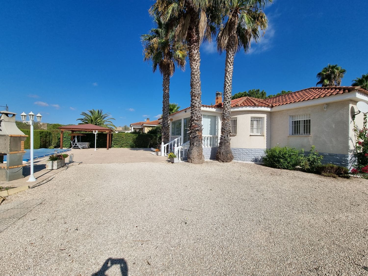 Chalet de 2 habitaciones en Tibi en venta con piscina garaje - 234.900 € (Ref: 9780017)