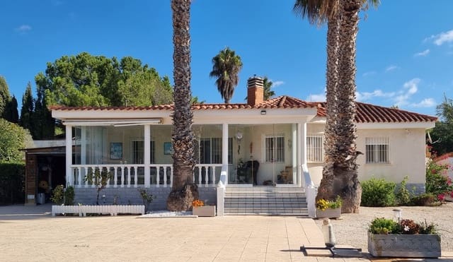 Chalet de 2 habitaciones en Tibi en venta con piscina garaje - 234.900 € (Ref: 9780017)