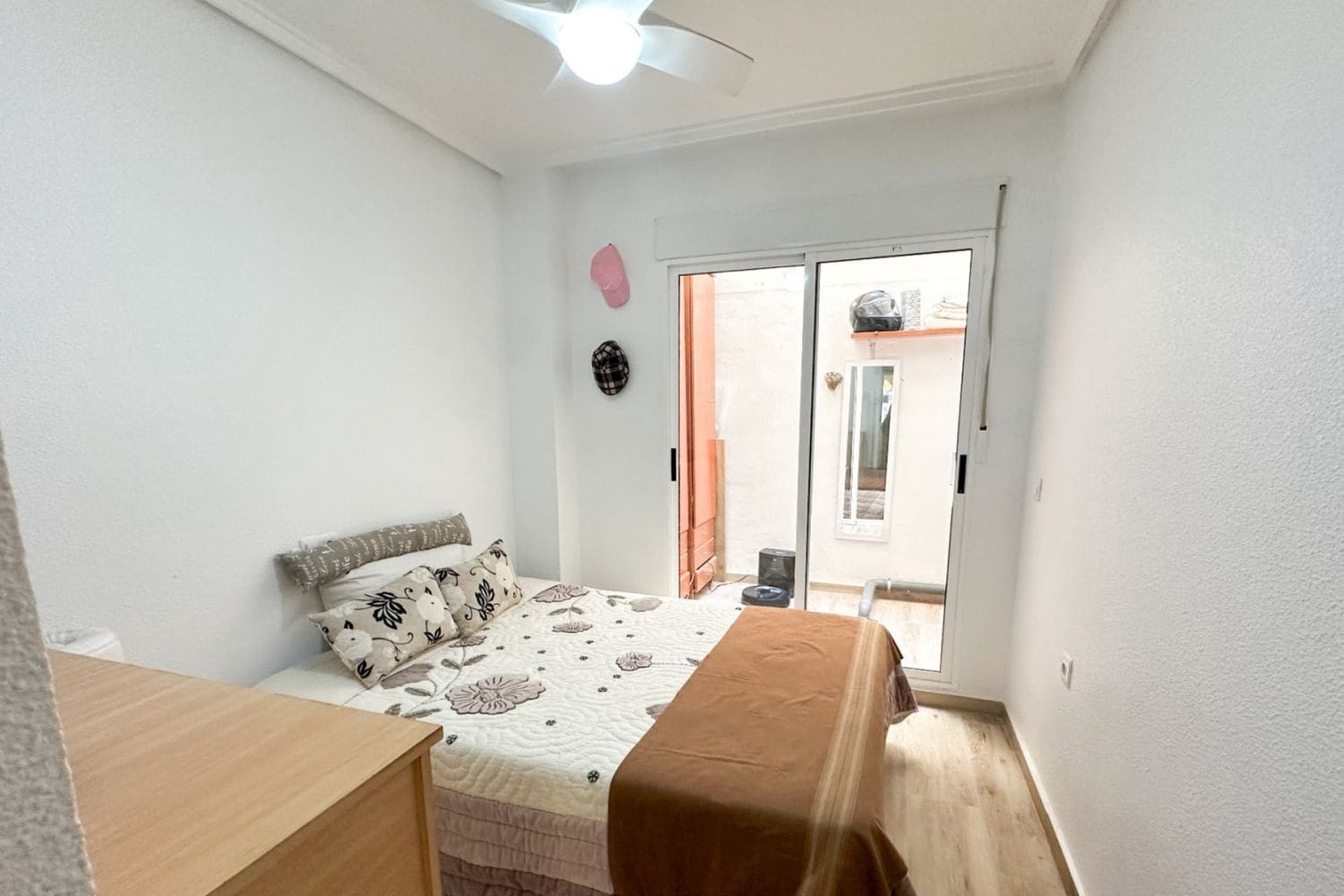 2 quarto Apartamento para venda em Torrevieja com garagem - 227 000 € (Ref: 9800314)