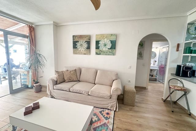 2 quarto Apartamento para venda em Las Piscinas Naturales, Torrevieja com garagem - 227 000 € (Ref: 9800314)