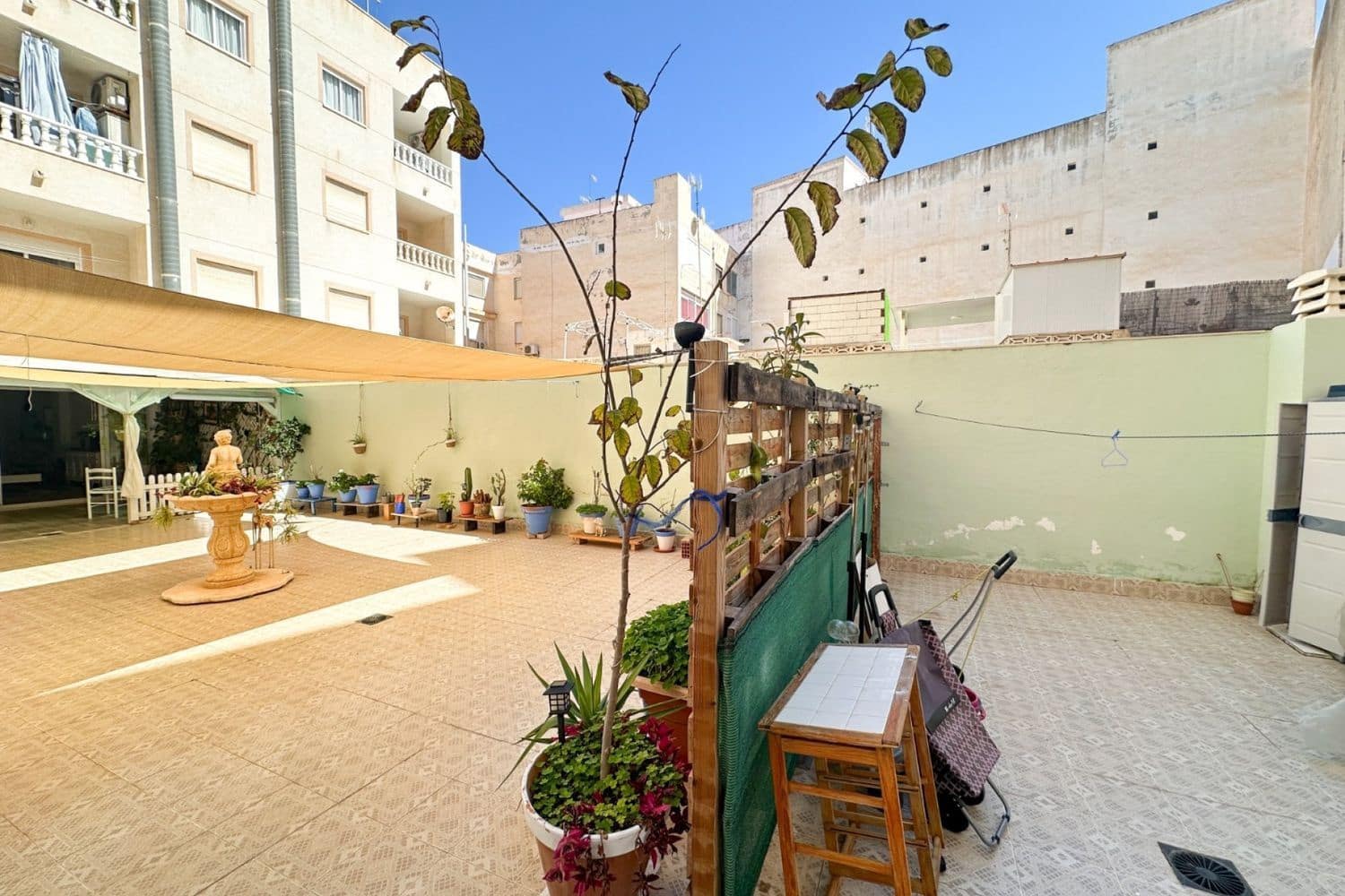 2 quarto Apartamento para venda em Torrevieja com garagem - 227 000 € (Ref: 9800314)