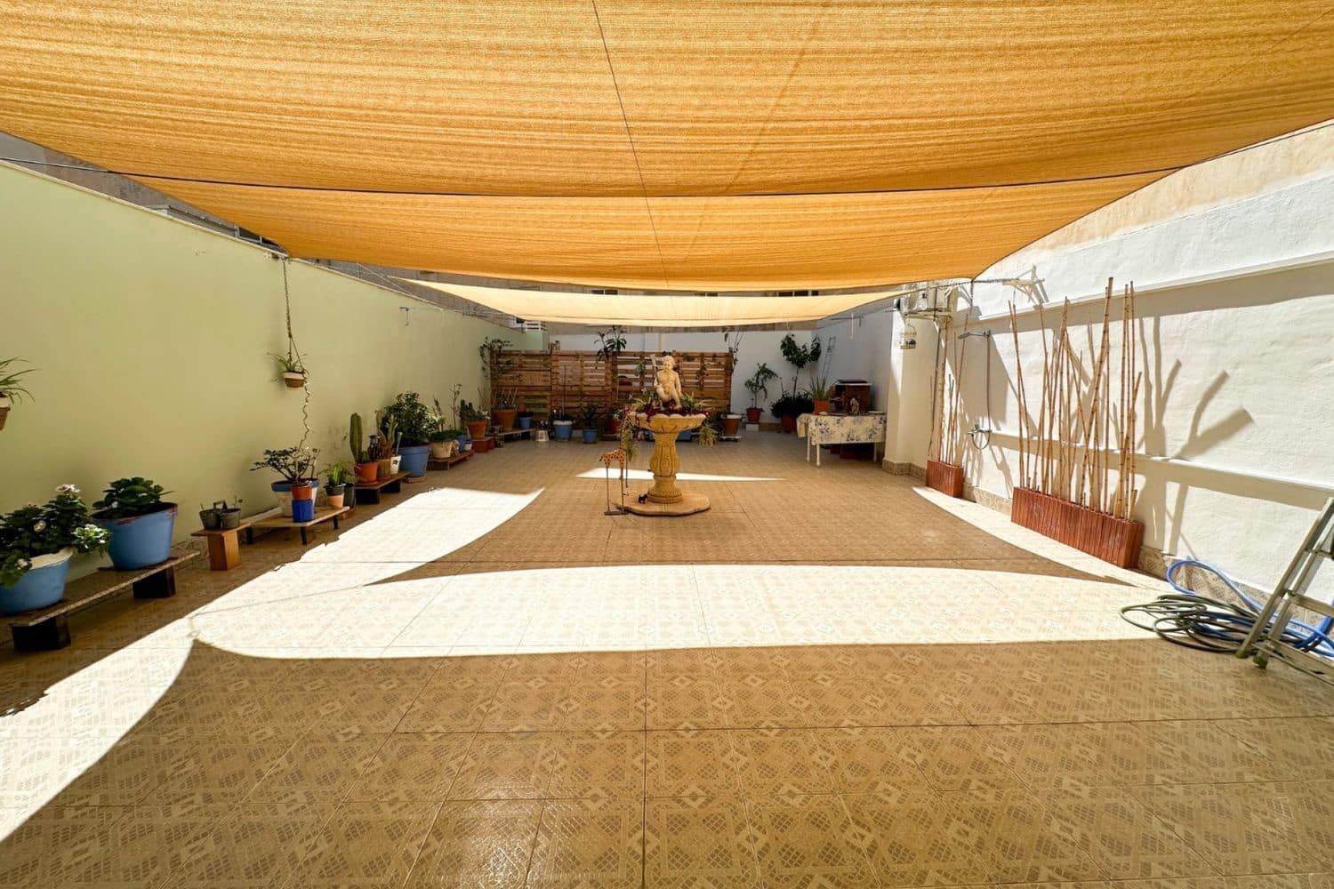 2 quarto Apartamento para venda em Torrevieja com garagem - 227 000 € (Ref: 9800314)