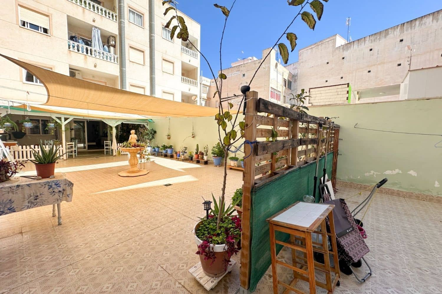 2 quarto Apartamento para venda em Torrevieja com garagem - 227 000 € (Ref: 9800314)