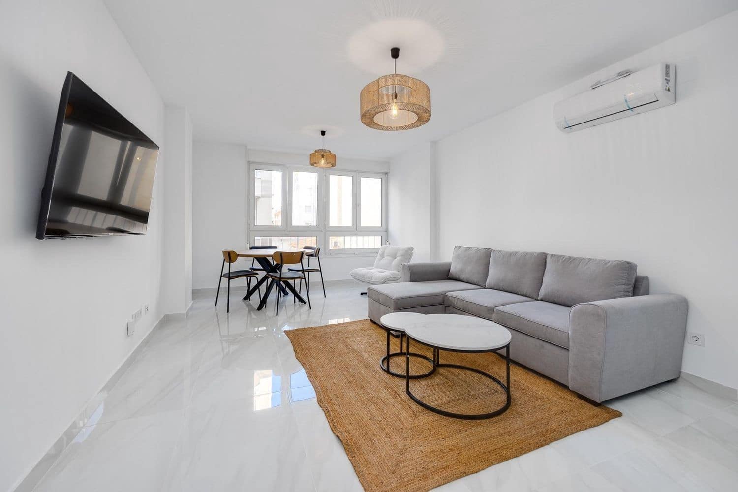 3 sovrum Lägenhet till salu i Torrevieja med garage - 205 000 € (Ref: 9800315)