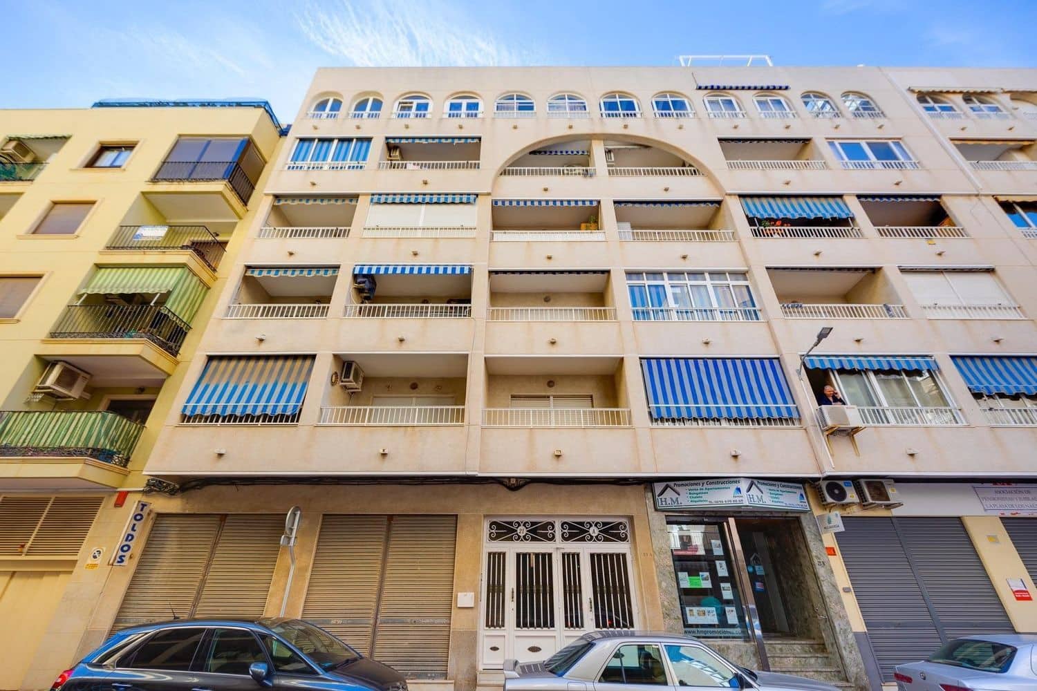 3 sovrum Lägenhet till salu i Torrevieja med garage - 205 000 € (Ref: 9800315)