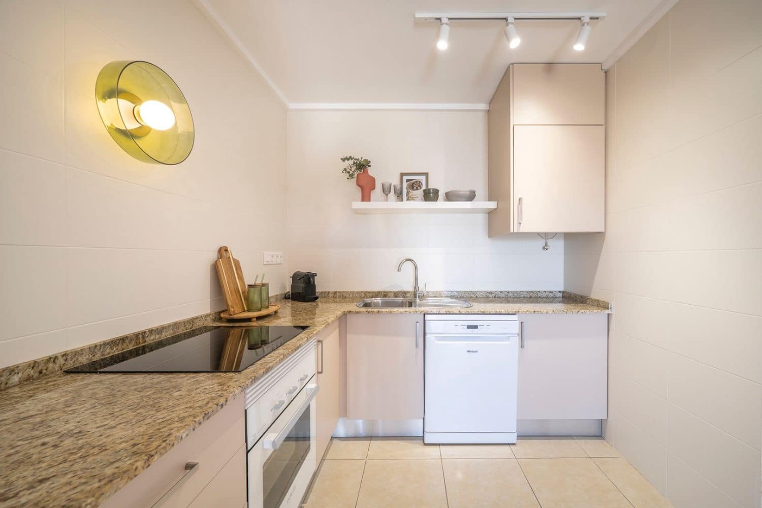 Apartamento de 2 habitaciones en Doña Pepa en venta con piscina garaje - 229.000 € (Ref: 9806175)