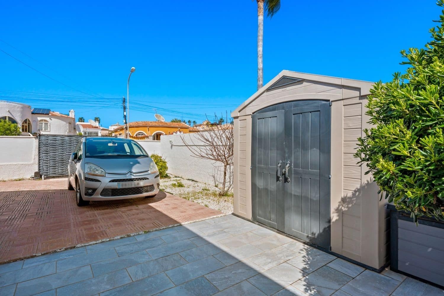 2 slaapkamer Villa te koop in Ciudad Quesada met zwembad garage - € 365.000 (Ref: 9806176)