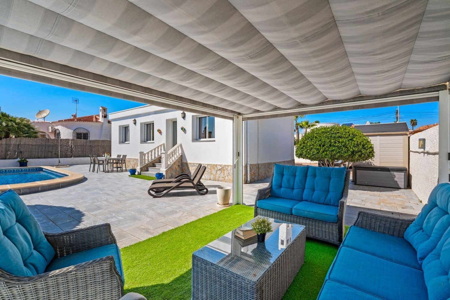 2 slaapkamer Villa te koop in Ciudad Quesada met zwembad garage - € 365.000 (Ref: 9806176)