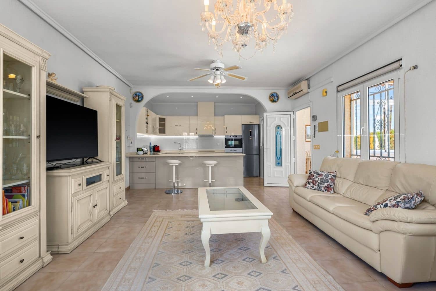 2 Zimmer Villa zu verkaufen in Ciudad Quesada mit Pool Garage - 345.000 € (Ref: 9806177)