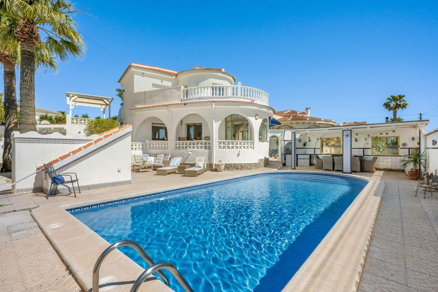 Chalet de 5 habitaciones en Ciudad Quesada en venta con piscina garaje - 519.000 € (Ref: 9807545)