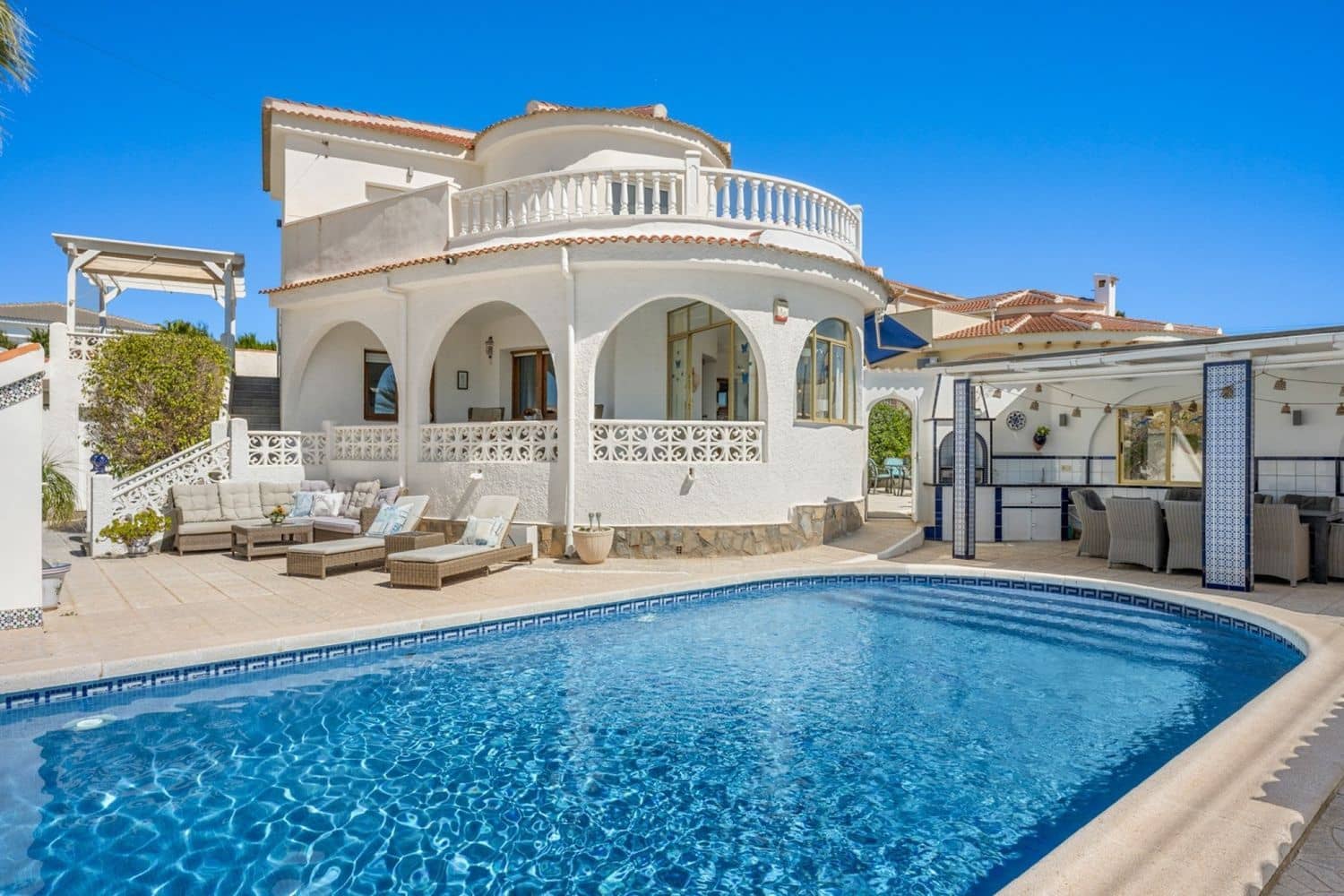 Chalet de 5 habitaciones en Ciudad Quesada en venta con piscina garaje - 519.000 € (Ref: 9807545)