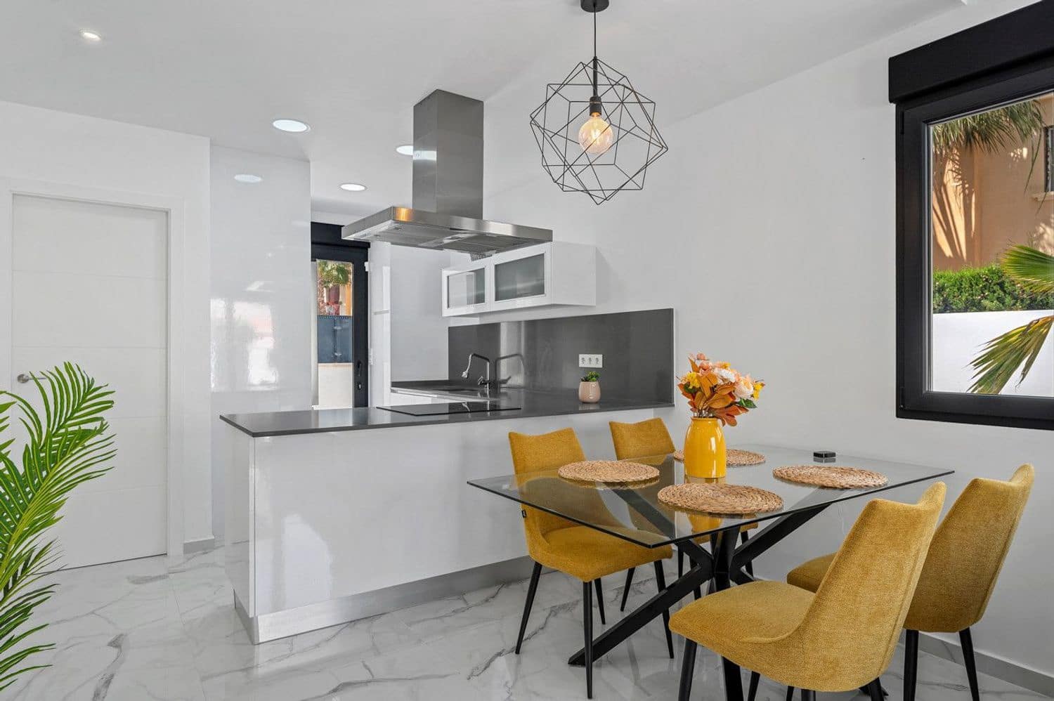 3 chambre Villa/Maison à vendre à Torrevieja avec piscine garage - 479 000 € (Ref: 9822313)