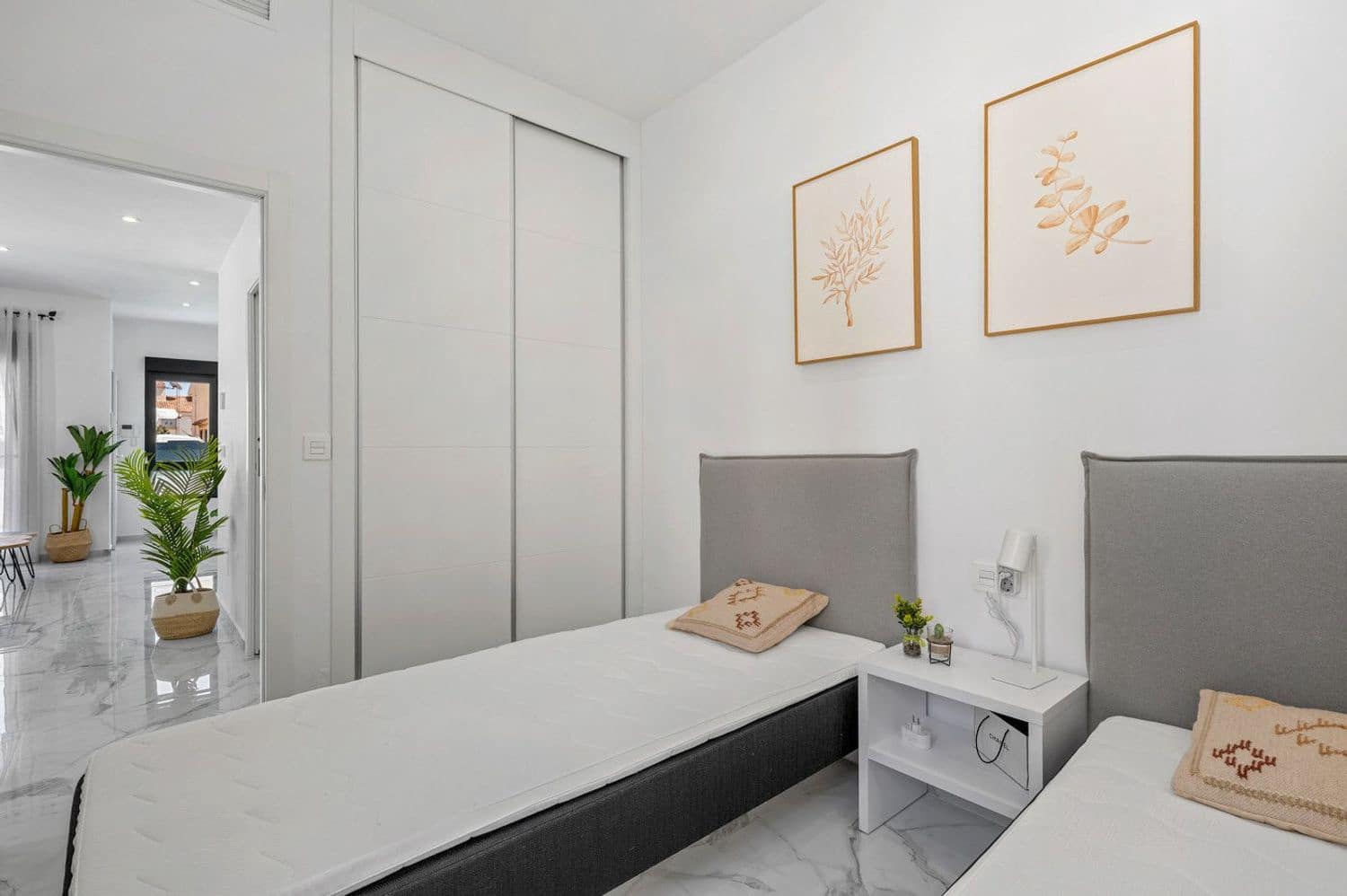 3 chambre Villa/Maison à vendre à Torrevieja avec piscine garage - 479 000 € (Ref: 9822313)