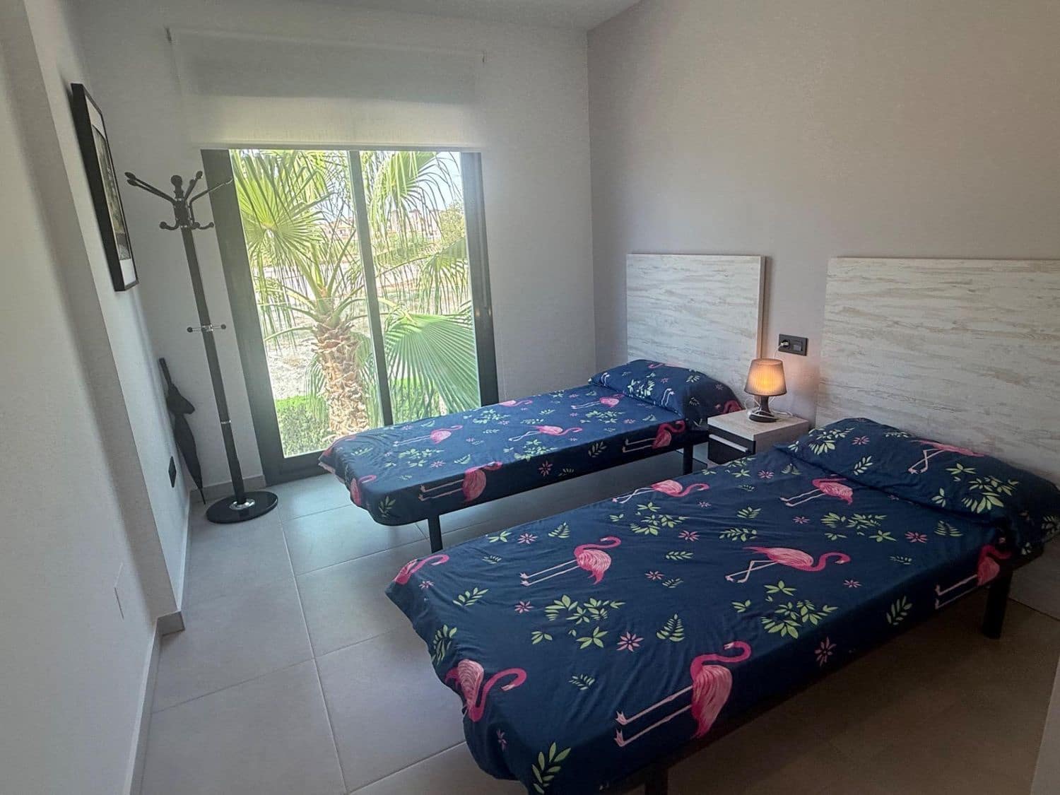 2 bedroom Apartment for sale in Alicante / Alacant city with pool garage - € 257,000 (Ref: 9840033)