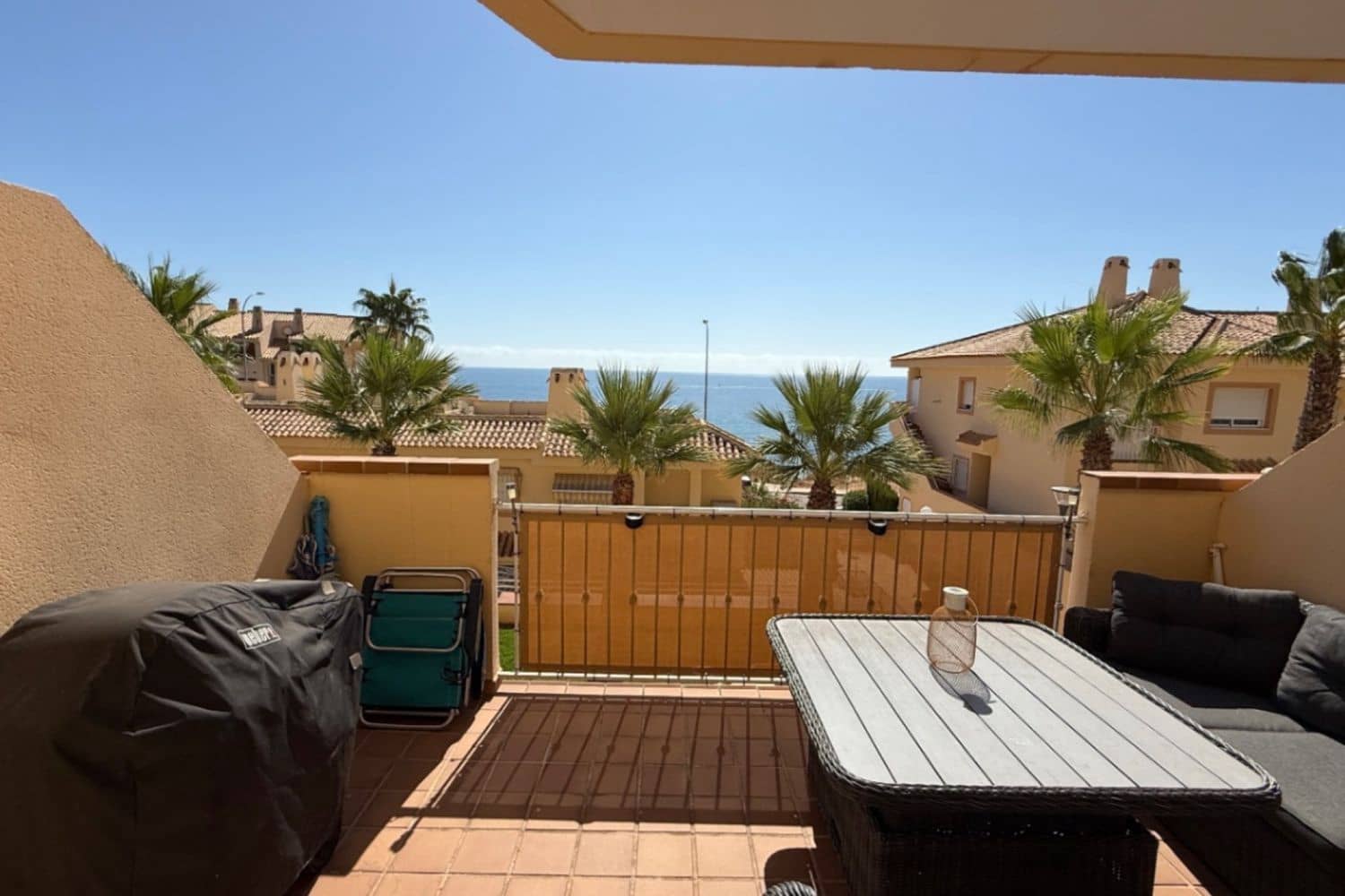 3 soverom Hus til salgs i Orihuela Costa med svømmebasseng garasje - € 349 000 (Ref: 9840762)
