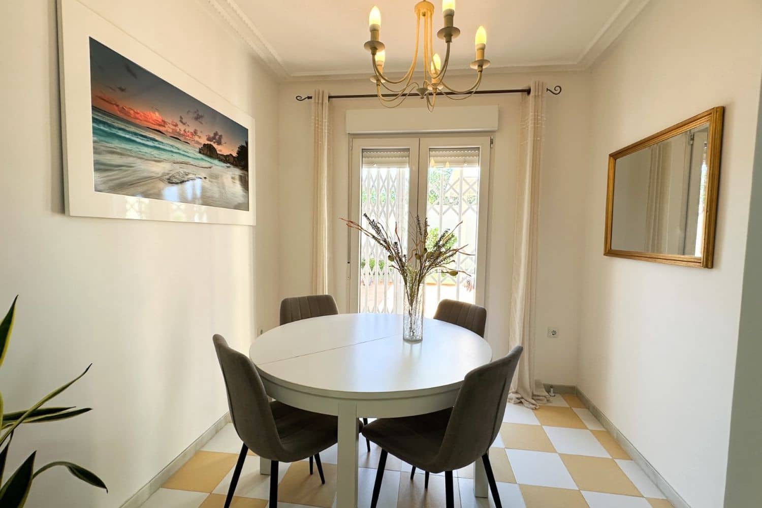 3 Zimmer Villa zu verkaufen in Aguas Nuevas mit Garage - 399.000 € (Ref: 9840763)