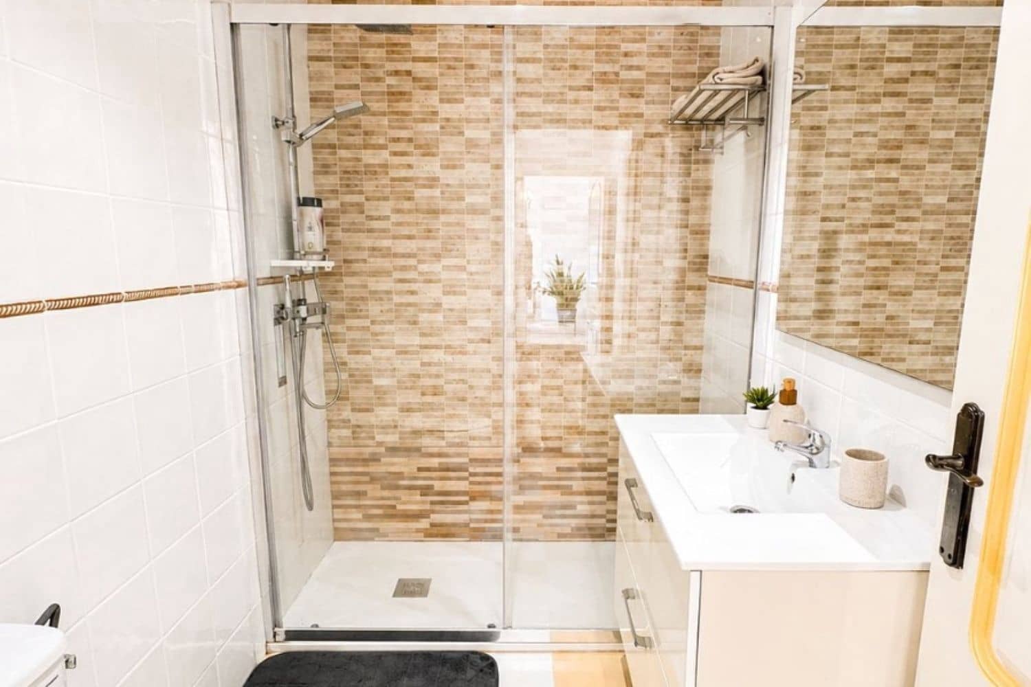 3 Zimmer Villa zu verkaufen in Aguas Nuevas mit Garage - 399.000 € (Ref: 9840763)
