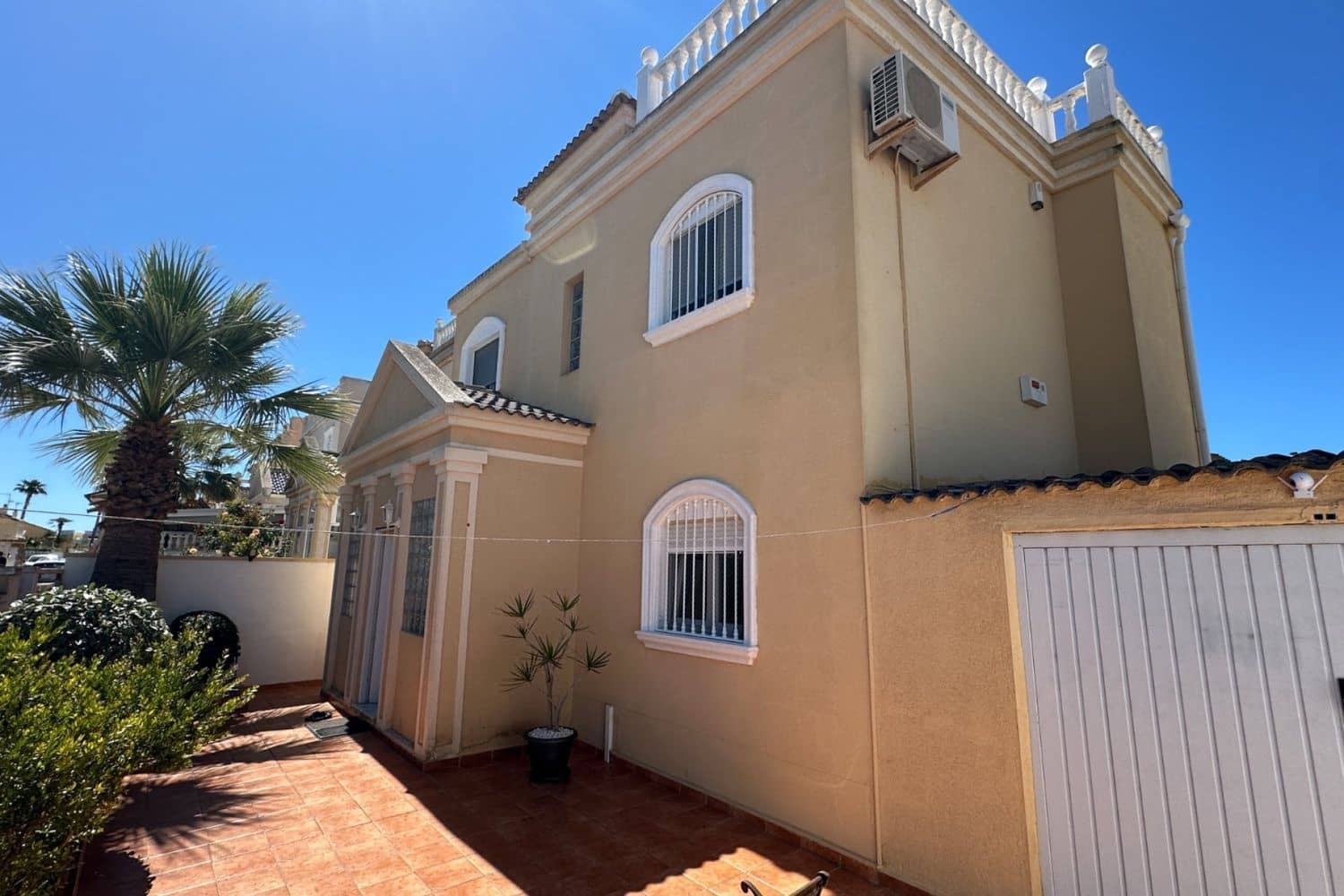 3 Zimmer Villa zu verkaufen in Aguas Nuevas mit Garage - 399.000 € (Ref: 9840763)