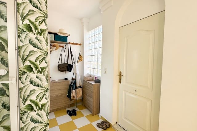 Chalet de 3 habitaciones en Aguas Nuevas, Torrevieja en venta con garaje - 399.000 € (Ref: 9840763)