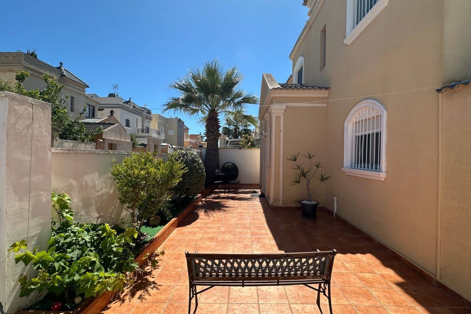 3 Zimmer Villa zu verkaufen in Aguas Nuevas mit Garage - 399.000 € (Ref: 9840763)