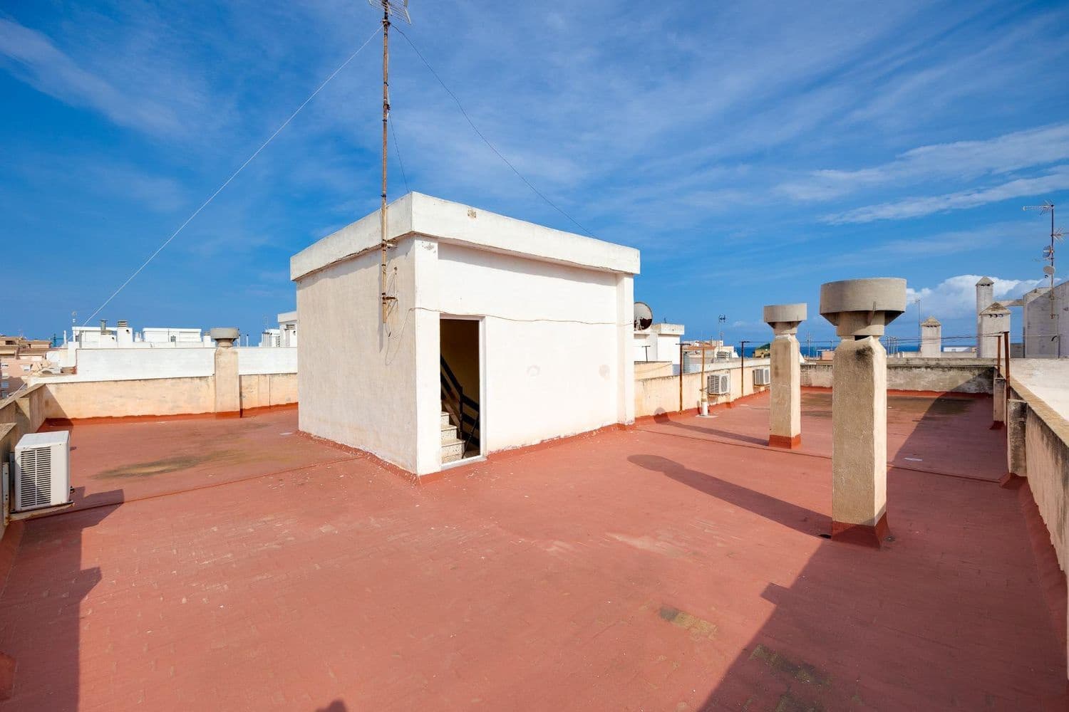 4 quarto Apartamento para venda em Torrevieja com garagem - 195 000 € (Ref: 9842041)