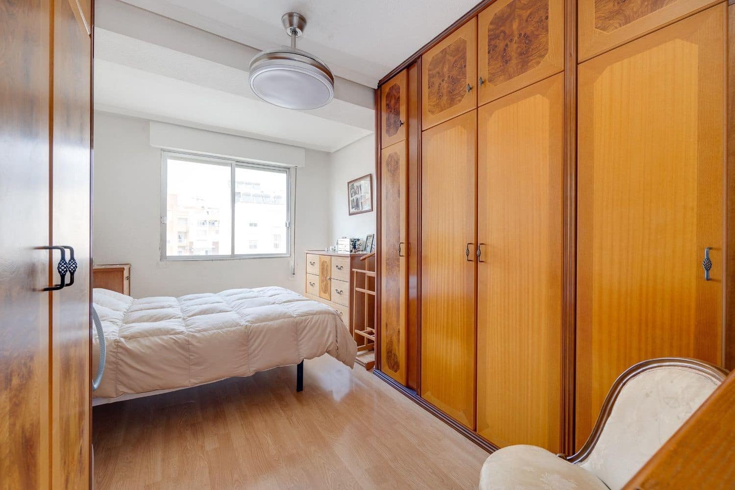 4 quarto Apartamento para venda em Torrevieja com garagem - 195 000 € (Ref: 9842041)