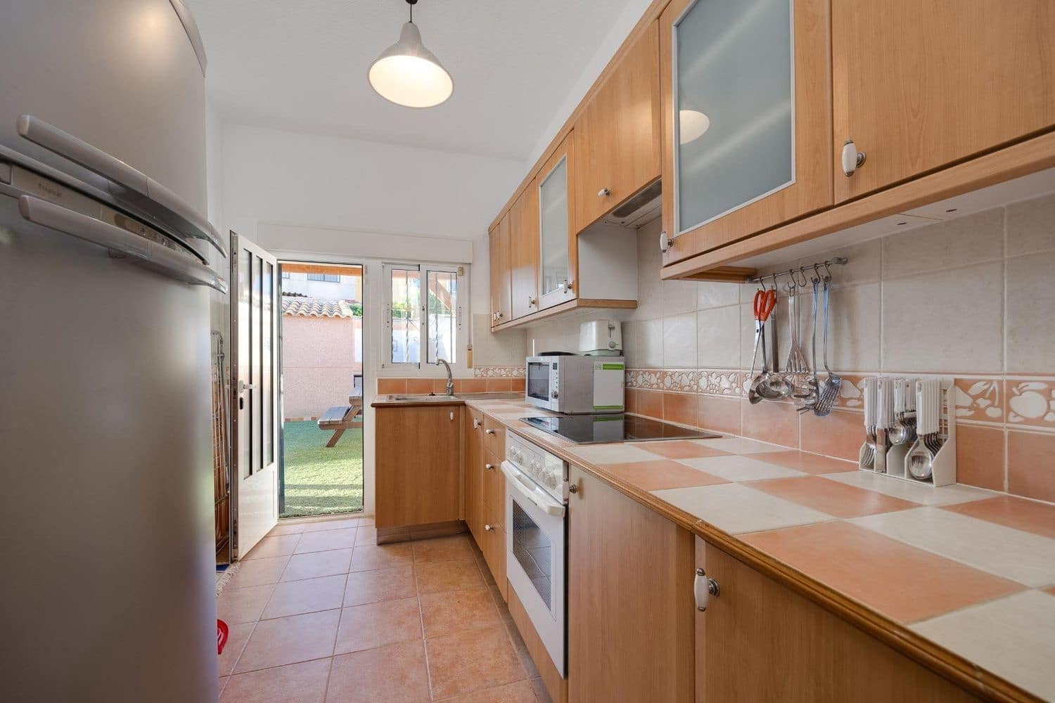 2 quarto Casa em Banda para venda em Alicante cidade com garagem - 239 900 € (Ref: 9844783)