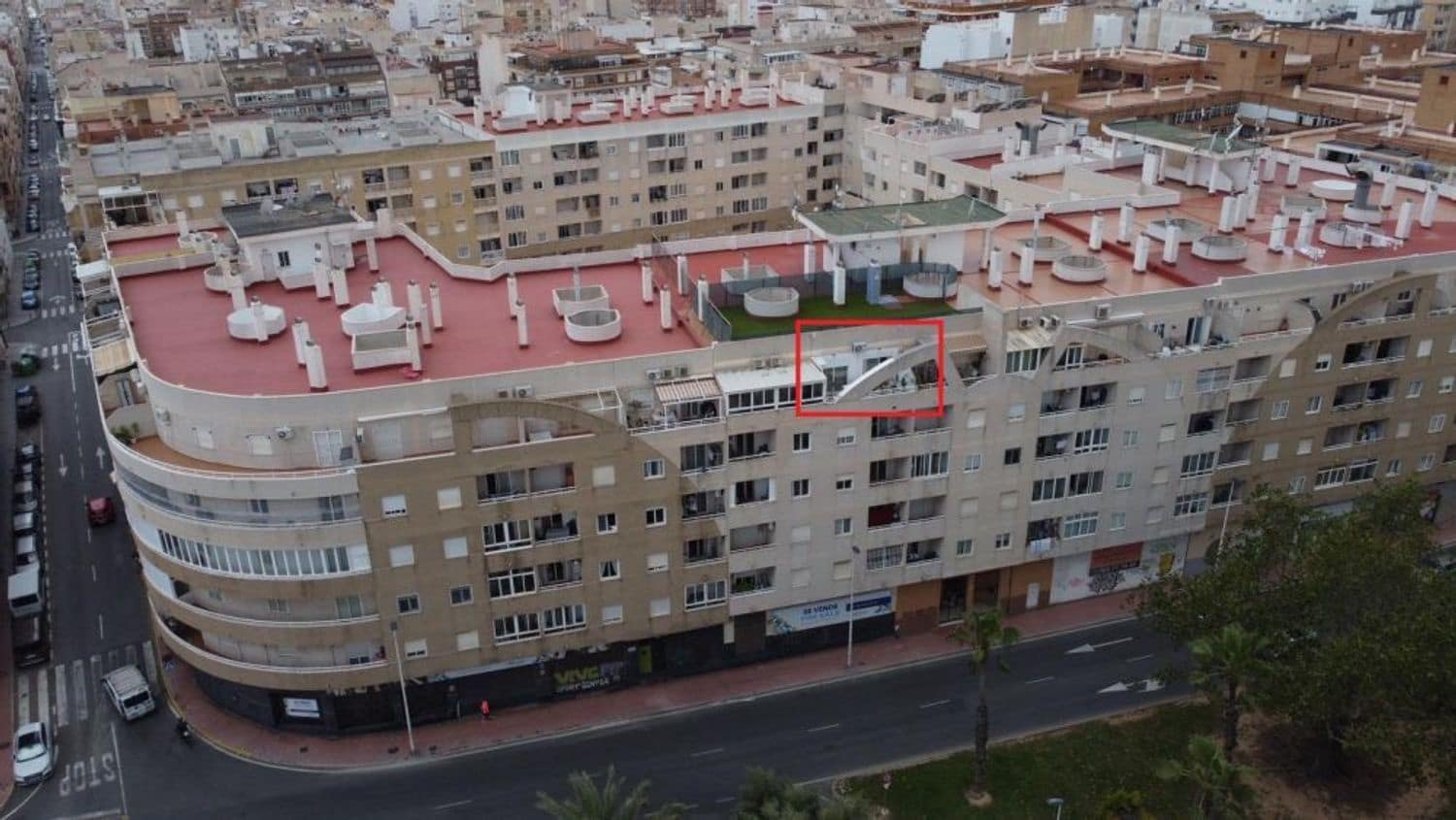 2 chambre Appartement à vendre à Torrevieja avec piscine garage - 159 995 € (Ref: 9864704)