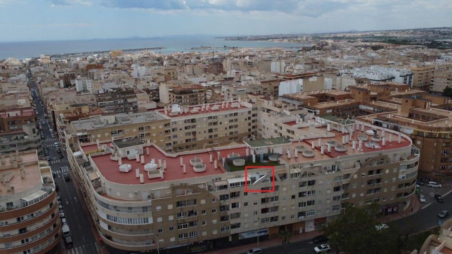 2 chambre Appartement à vendre à Torrevieja avec piscine garage - 159 995 € (Ref: 9864704)