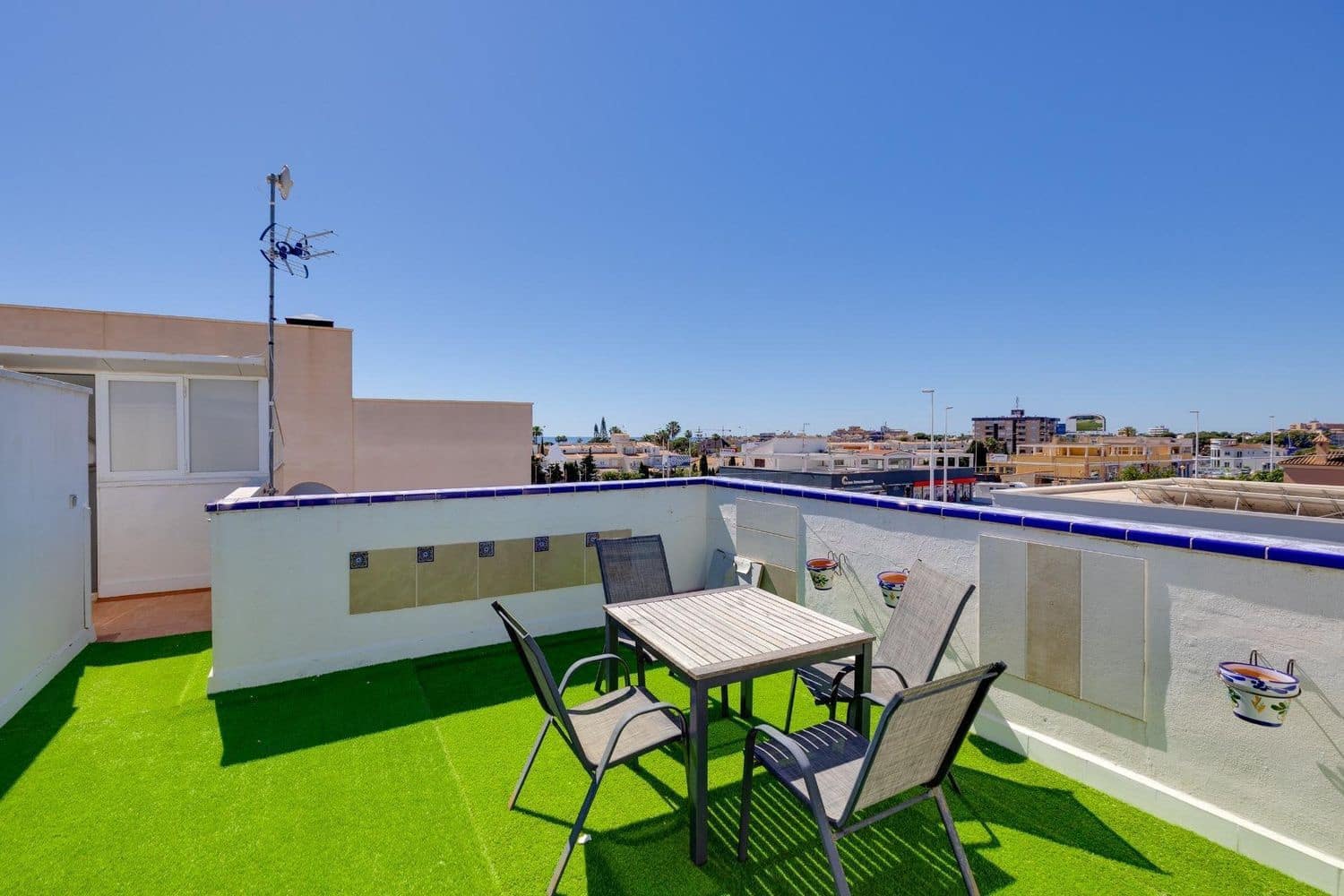 2 slaapkamer Appartement te koop in Alicante stad met garage - € 169.900 (Ref: 9870551)