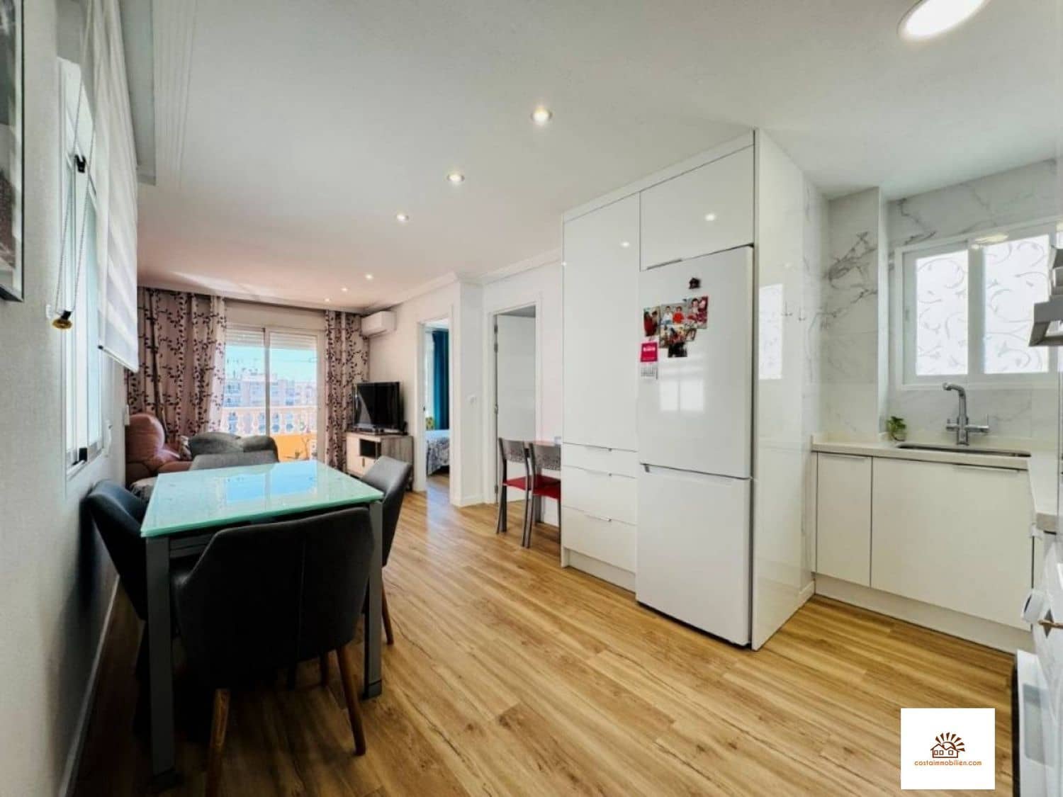 2 soveværelse Lejlighed til salg i Guardamar del Segura med garage - € 169.000 (Ref: 9873030)