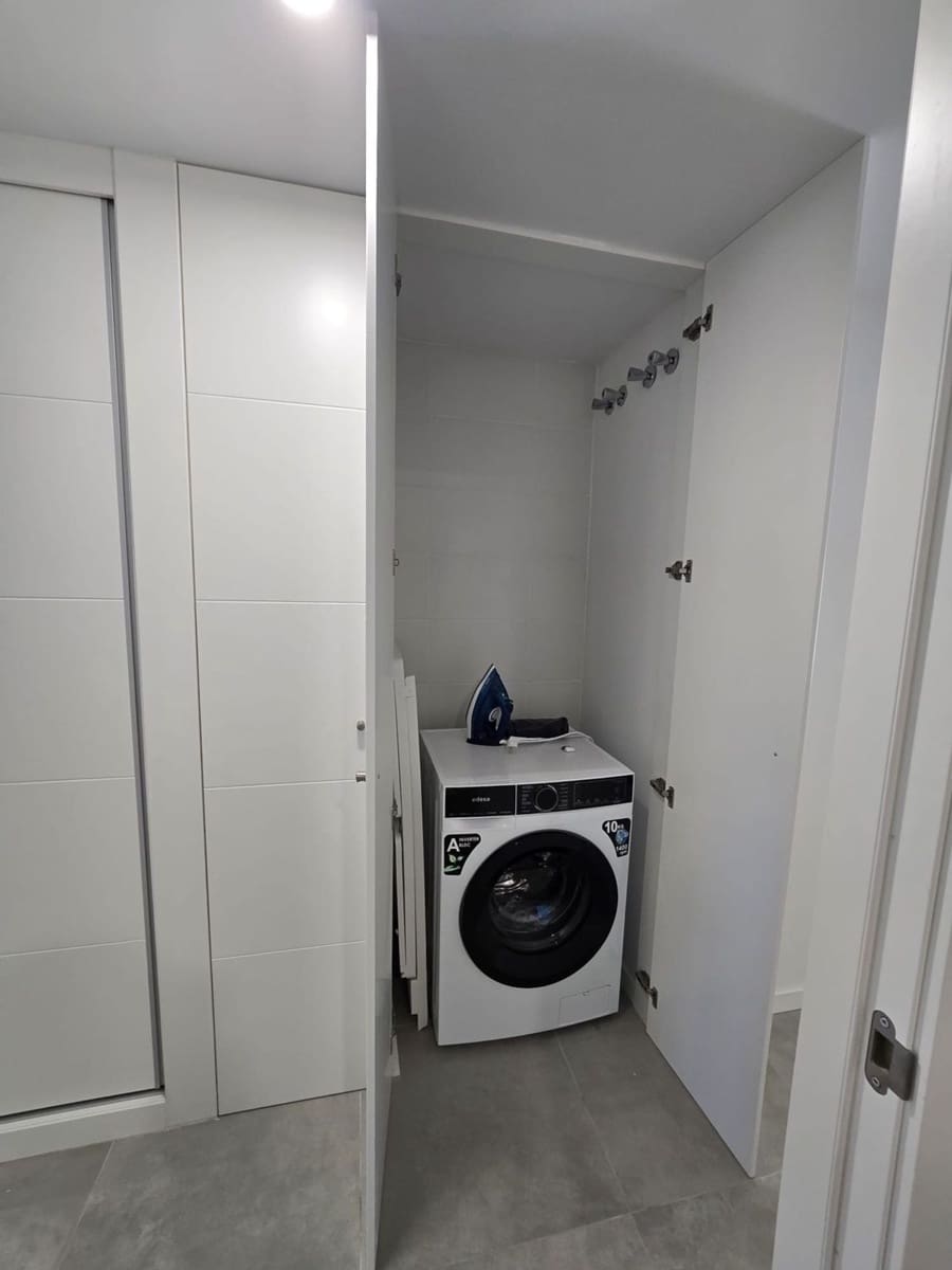 2 soveværelse Lejlighed til salg i Dehesa de Campoamor med swimmingpool garage - € 275.000 (Ref: 9880636)