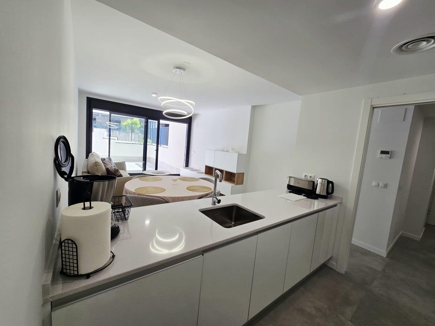 2 soveværelse Lejlighed til salg i Dehesa de Campoamor med swimmingpool garage - € 275.000 (Ref: 9880636)