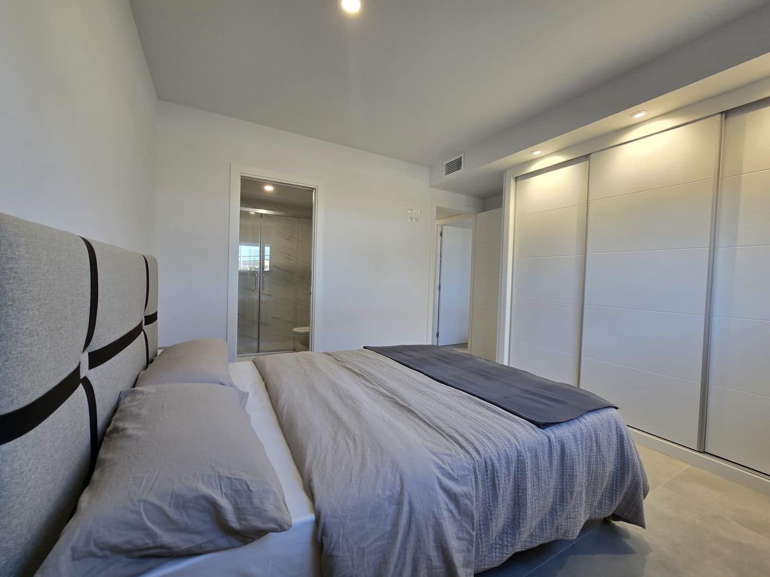 2 soveværelse Lejlighed til salg i Dehesa de Campoamor med swimmingpool garage - € 275.000 (Ref: 9880636)