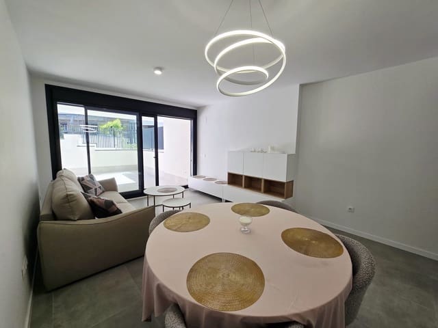 Apartamento de 2 habitaciones en Campoamor, Orihuela en venta con piscina garaje - 275.000 € (Ref: 9880636)