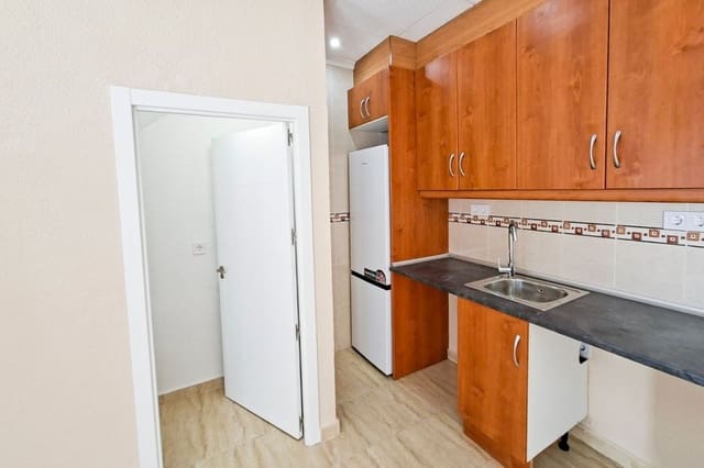 Casa de 1 habitación en San Fulgencio en venta con garaje - 129.000 € (Ref: 9880637)