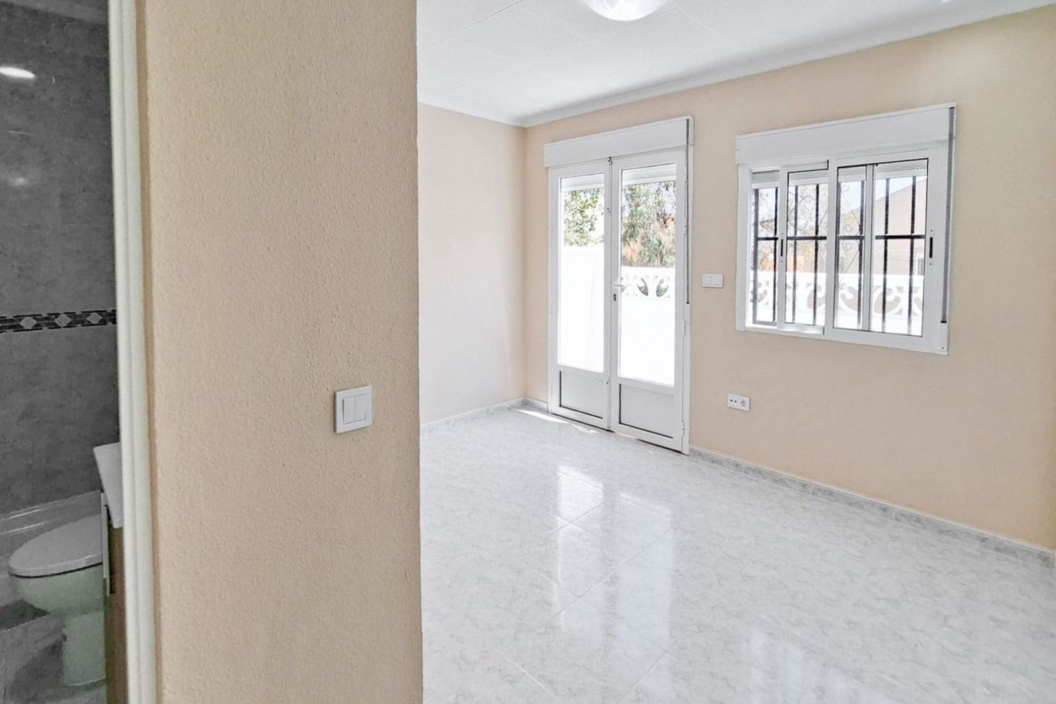 1 Zimmer Haus zu verkaufen in San Fulgencio mit Garage - 129.000 € (Ref: 9880637)