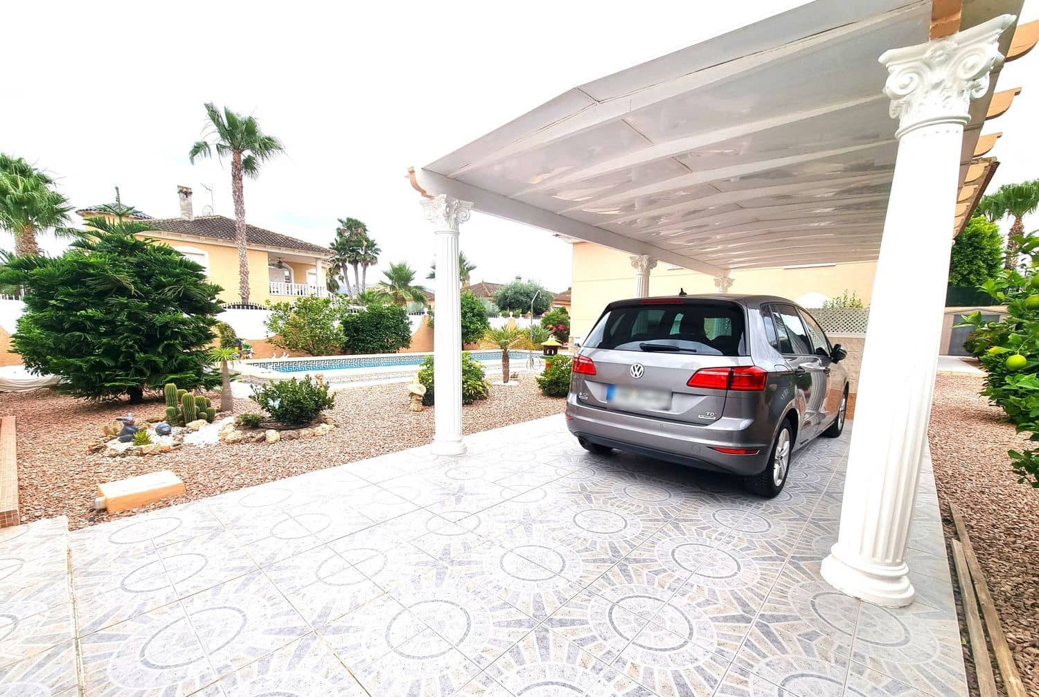 3 bedroom Villa for sale in Benferri with pool garage - € 339,000 (Ref: 9909932)
