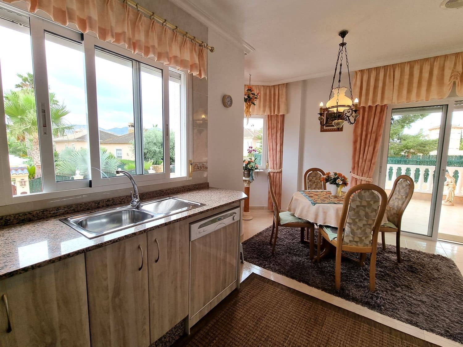 3 bedroom Villa for sale in Benferri with pool garage - € 339,000 (Ref: 9909932)