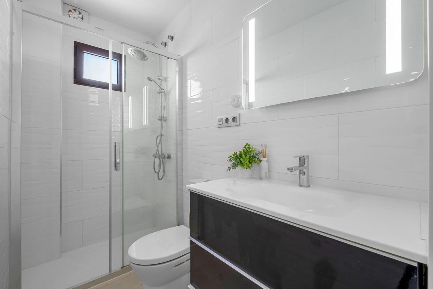 2 sypialnia Apartament na sprzedaż w Aguas Nuevas z basenem garażem - 165 000 € (Ref: 9923153)