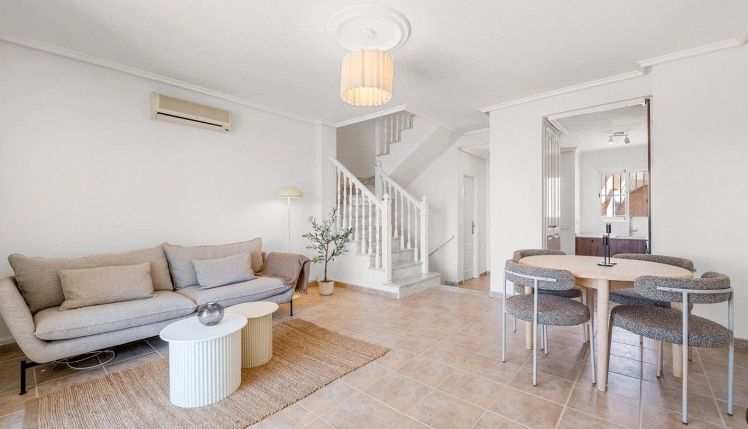 3 quarto Casa em Banda para venda em La Marquesa com piscina garagem - 269 000 € (Ref: 9933633)